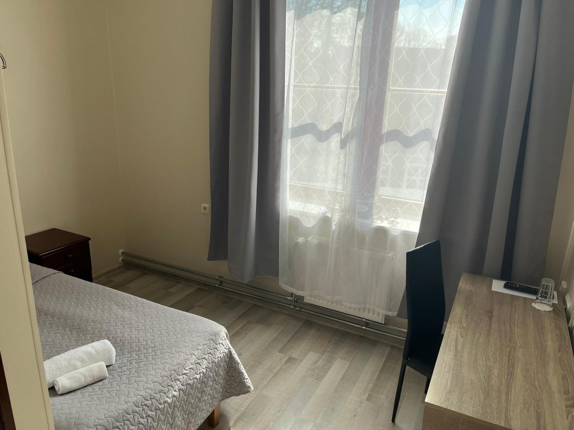 Paernu Jahtklubi Kuelalistemaja Hotel ภายนอก รูปภาพ
